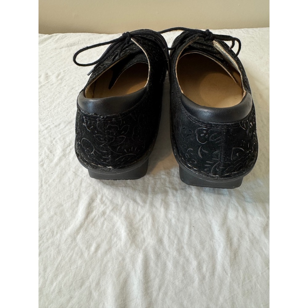 Alegria Brenna Black Embossed Floral Suede Leather Lace Up Oxfords BRE-551 37 - Picture 2 of 6